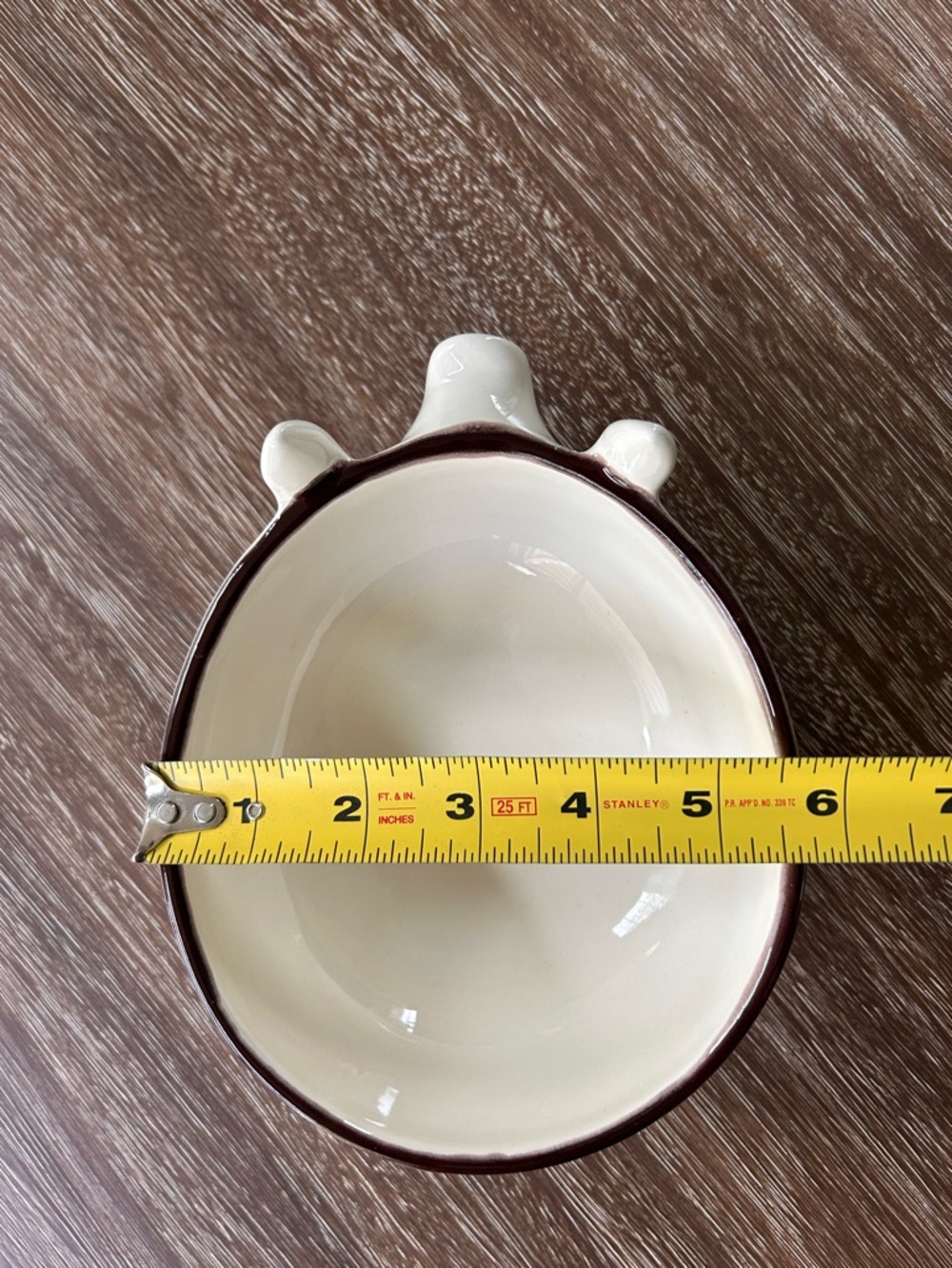 Napastyle Ceramica Set of 2 Pig Footed Serving Bowls - Picture 13 of 16